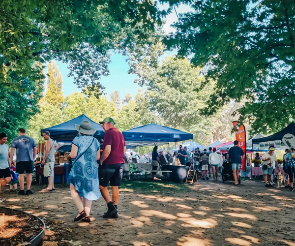 Markets in Bright, Farmers Market, Weekend Market, Local Produce, Make It Bake It Grow It Market
